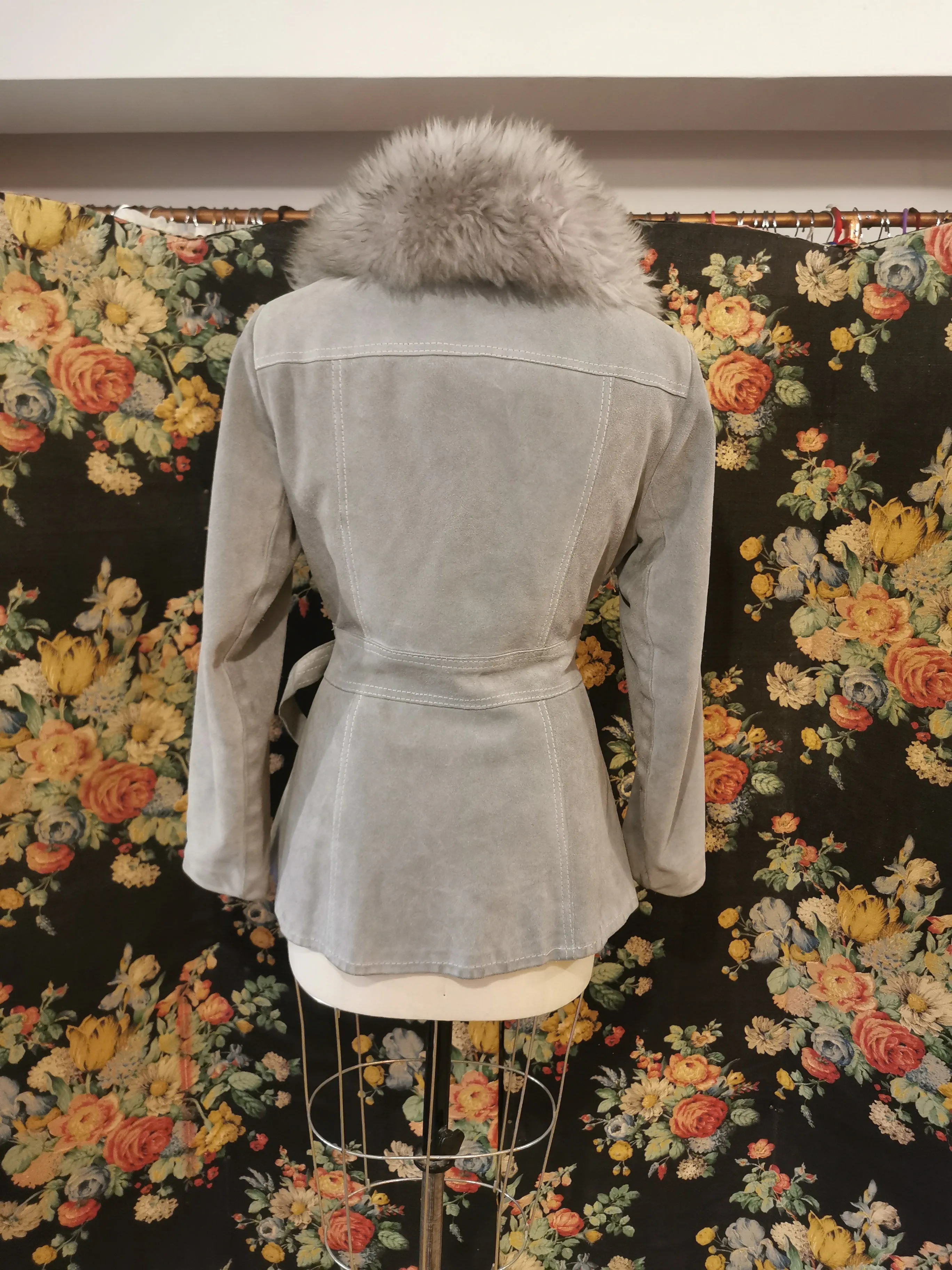 1970s Grey suede jacket with fur collar