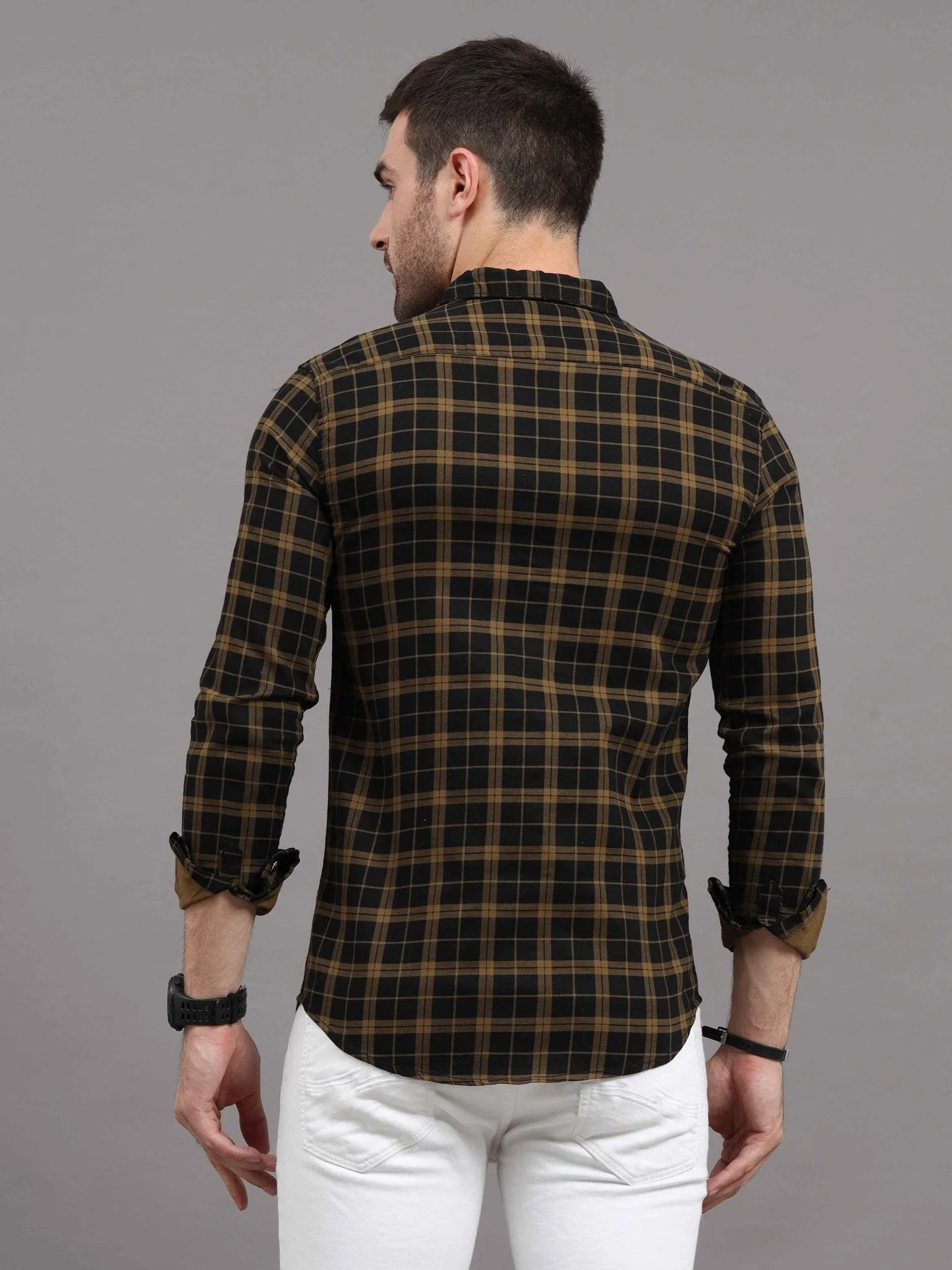 Checkered Cut Away Collar Casual Shirt