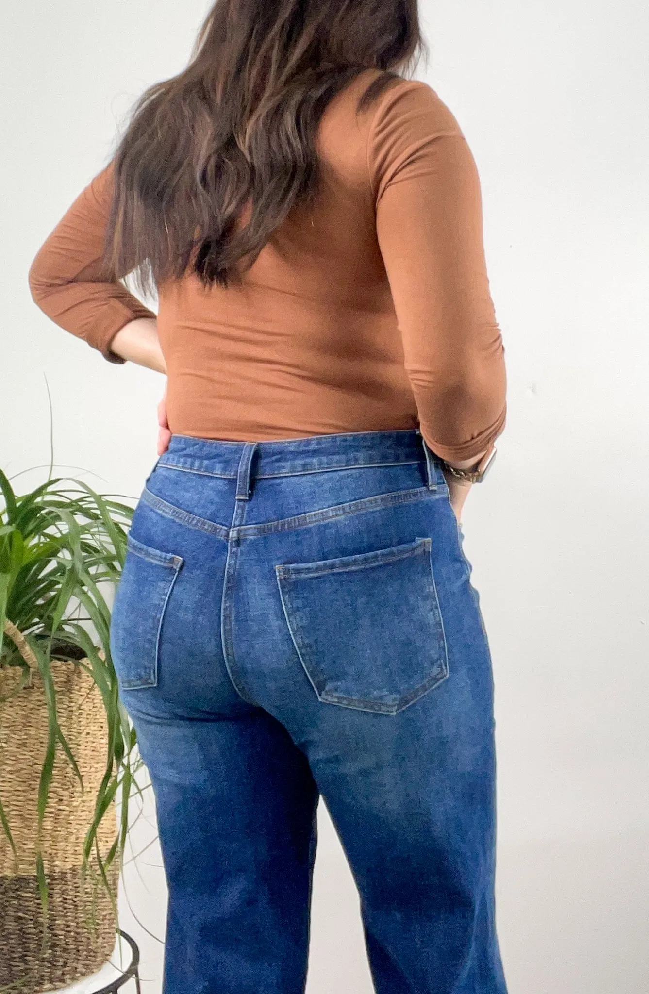 Kut from the Kloth Sienna High-Rise Wide Leg Rolled Jeans